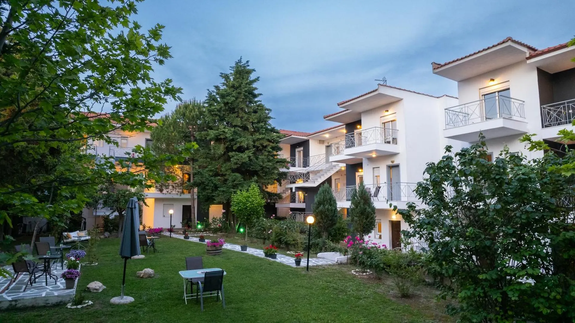 Domes Apartments Kallithea