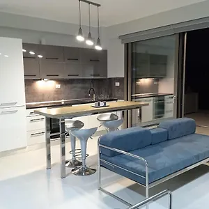Apartment υπόσκαφα Cave Concept, Ammouliani